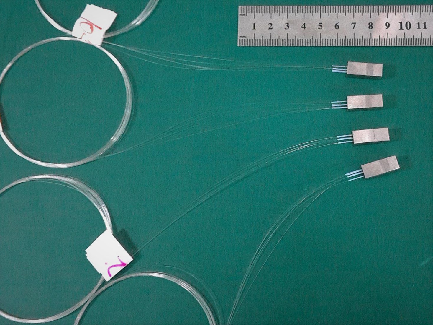 1.8dB插損的16通道(dào)微型化封裝DWDM器件在NG-PON2新一代無源網絡中發揮出傳統3端口器件無法比拟的優勢